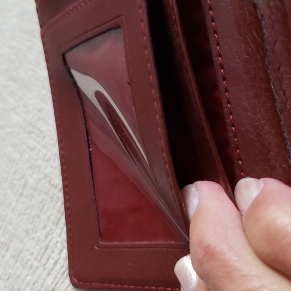 Kenneth Cole New with Tag Wallet Red - Picture 12 of 16